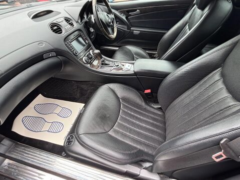 Mercedes-Benz SL Series 5.5 SL500 7G-Tronic 2dr 74