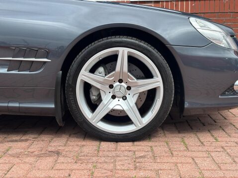 Mercedes-Benz SL Series 5.5 SL500 7G-Tronic 2dr 62