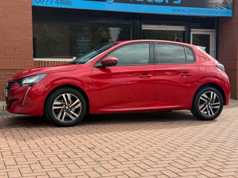 Peugeot 208 1.2 PureTech Allure Premium Euro 6 (s/s) 5dr 31