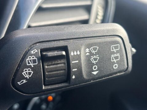 Ford Fiesta 1.0T EcoBoost ST-Line Euro 6 (s/s) 5dr 49