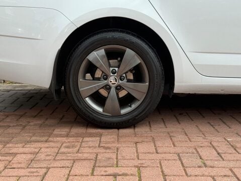 Skoda Octavia 1.5 TSI ACT SE Technology Euro 6 (s/s) 5dr 53