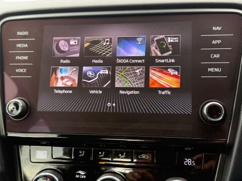 Skoda Octavia 1.5 TSI ACT SE Technology Euro 6 (s/s) 5dr 57