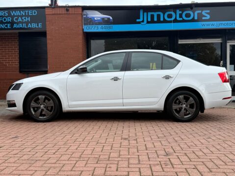 Skoda Octavia 1.5 TSI ACT SE Technology Euro 6 (s/s) 5dr 28