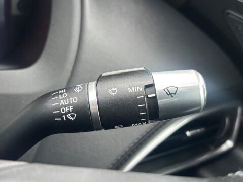 Jaguar XE 2.0 D180 SE Auto AWD Euro 6 (s/s) 4dr 52