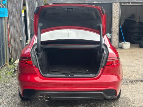 Jaguar XE 2.0 D180 SE Auto AWD Euro 6 (s/s) 4dr 70