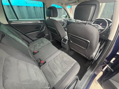 Volkswagen Tiguan 2.0 TDI SEL SUV 5dr Diesel DSG Euro 6 (s/s) (150 ps) 51