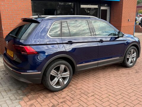 Volkswagen Tiguan 2.0 TDI SEL SUV 5dr Diesel DSG Euro 6 (s/s) (150 ps) 41