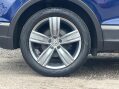 Volkswagen Tiguan 2.0 TDI SEL SUV 5dr Diesel DSG Euro 6 (s/s) (150 ps) 63