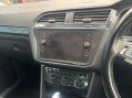Volkswagen Tiguan 2.0 TDI SEL SUV 5dr Diesel DSG Euro 6 (s/s) (150 ps) 68