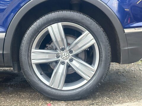 Volkswagen Tiguan 2.0 TDI SEL SUV 5dr Diesel DSG Euro 6 (s/s) (150 ps) 66