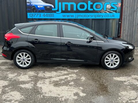 Ford Focus 1.0T EcoBoost Titanium Euro 6 (s/s) 5dr 4