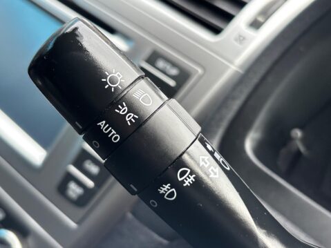 Toyota Avensis 1.8 V-Matic Icon Business Edition Tourer Euro 5 5dr 48