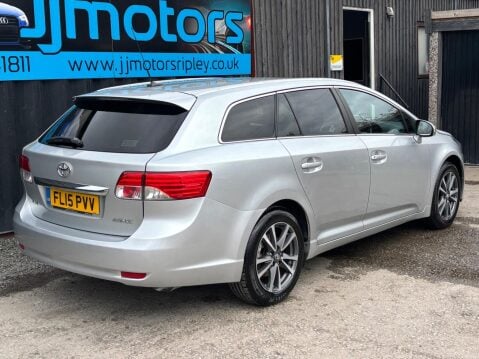 Toyota Avensis 1.8 V-Matic Icon Business Edition Tourer Euro 5 5dr 30