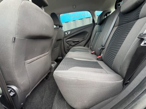 Ford Fiesta 1.5 TDCi Zetec Euro 6 5dr 39