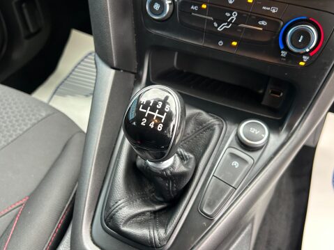 Ford Focus 1.0T EcoBoost Zetec S Euro 6 (s/s) 5dr 25