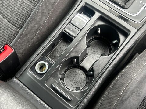 Volkswagen Golf 2.0 TSI R DSG 4Motion Euro 6 (s/s) 5dr 41