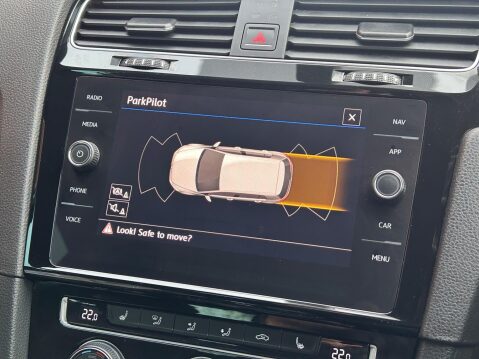 Volkswagen Golf 2.0 TSI R DSG 4Motion Euro 6 (s/s) 5dr 66