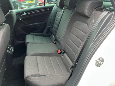 Volkswagen Golf 2.0 TSI R DSG 4Motion Euro 6 (s/s) 5dr 26