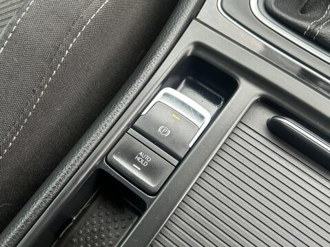 Volkswagen Golf 2.0 TSI R DSG 4Motion Euro 6 (s/s) 5dr 42