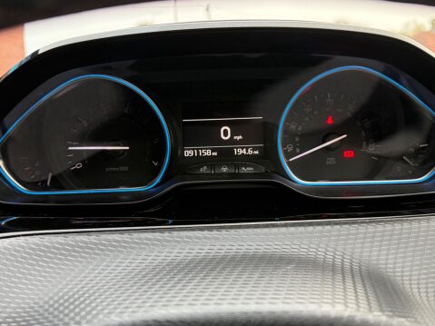 Peugeot 2008 1.2 PureTech Allure Euro 6 5dr 34