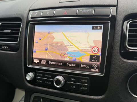 Volkswagen Touareg 3.0 TDI V6 BlueMotion Tech R-Line Tiptronic 4WD Euro 6 (s/s) 5dr 61