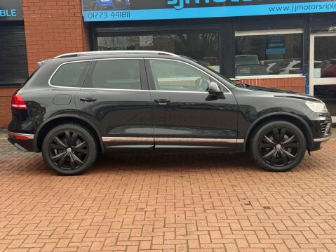 Volkswagen Touareg 3.0 TDI V6 BlueMotion Tech R-Line Tiptronic 4WD Euro 6 (s/s) 5dr 36