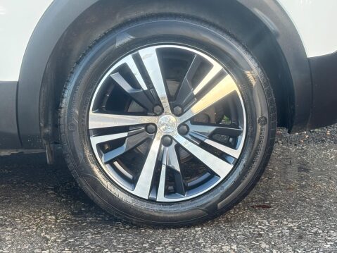 Peugeot 3008 1.2 PureTech Allure Euro 6 (s/s) 5dr 53