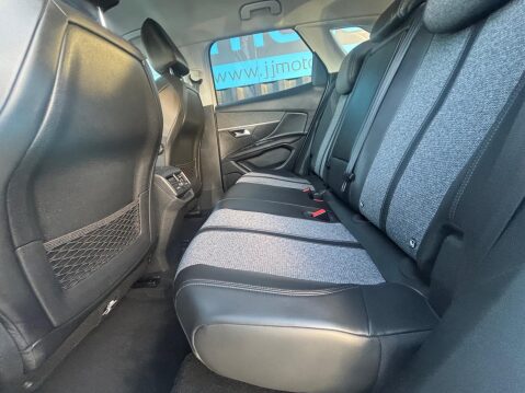 Peugeot 3008 1.2 PureTech Allure Euro 6 (s/s) 5dr 39