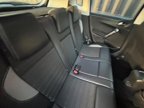 Peugeot 2008 1.2 PureTech Allure Euro 6 5dr 40