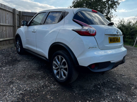 Nissan Juke 1.2 Juke Tekna DiG-T 5dr 35