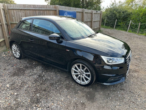 Audi A1 1.0 A1 S Line Nav TFSI Semi-Auto 3dr 11