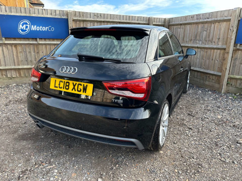 Audi A1 1.0 A1 S Line Nav TFSI Semi-Auto 3dr 41