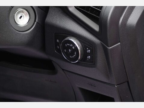 Ford Ecosport 1.0 EcoSport Titanium 5dr 29