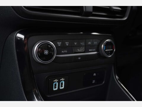 Ford Ecosport 1.0 EcoSport Titanium 5dr 34