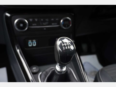 Ford Ecosport 1.0 EcoSport Titanium 5dr 35