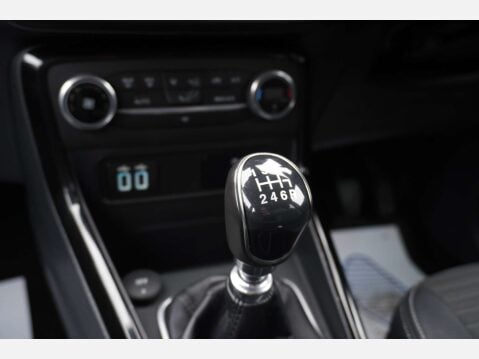 Ford Ecosport 1.0 EcoSport Titanium 5dr 35