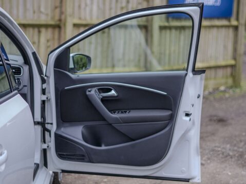 Volkswagen Polo 1.8 Polo GTi Semi-Auto 5dr 7