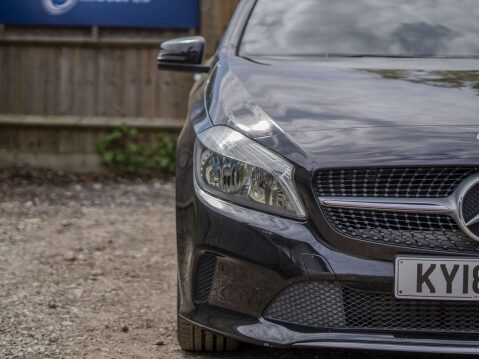 Mercedes-Benz A Class 2.1 A 200 D Sport Auto 5dr 12