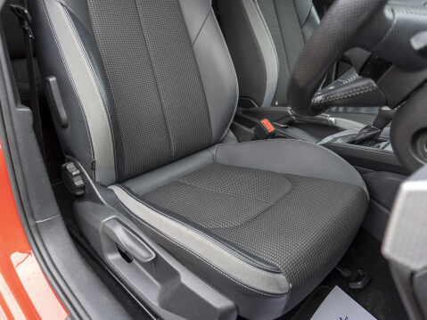 Audi A1 1.0 A1 Sportback 30 TFSI S Line Semi-Auto 5dr 32