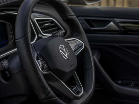 Volkswagen T-Roc 1.5 T-Roc R-Line TSI Semi-Auto 5dr 37