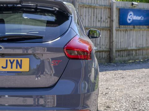 Ford Focus 2.0 Focus ST-3 T 5dr 6