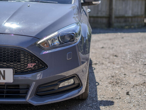 Ford Focus 2.0 Focus ST-3 T 5dr 15