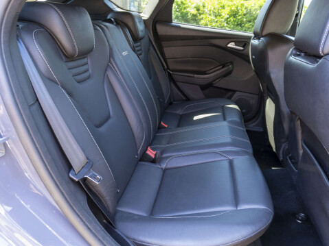 Ford Focus 2.0 Focus ST-3 T 5dr 49