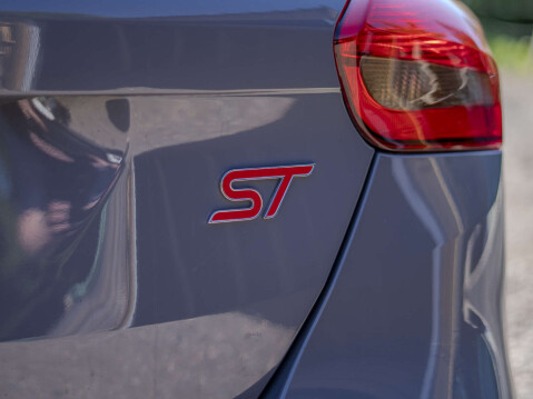 Ford Focus 2.0 Focus ST-3 T 5dr 23