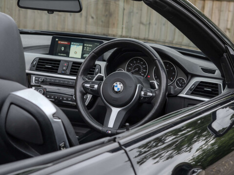 BMW 4 Series 2.0 420D M Sport Auto 2dr 33