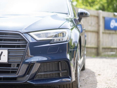 Audi A3 1.5 A3 Sportback 35 TFSI Black Edition Semi-Auto 5dr 7