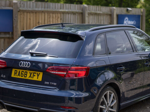 Audi A3 1.5 A3 Sportback 35 TFSI Black Edition Semi-Auto 5dr 24
