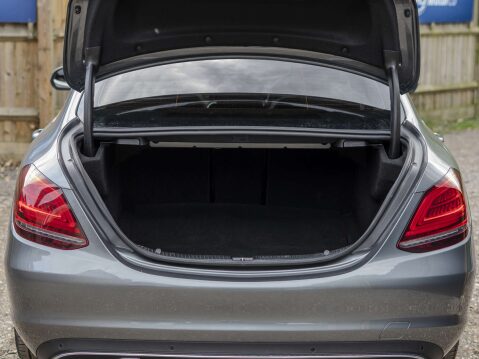 Mercedes-Benz C Class 2.0 C 220 Sport D Auto 4dr 10