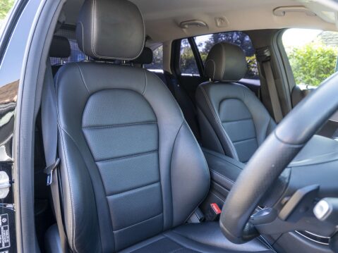 Mercedes-Benz C Class 2.1 C 220 Sport D Auto 5dr 21