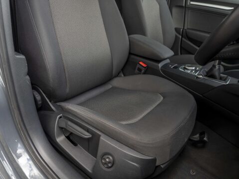 Audi A3 1.6 A3 Sportback SE Technik TDI 5dr 21